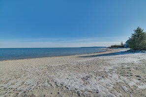 Cottage (3 Bedrooms) | Interior