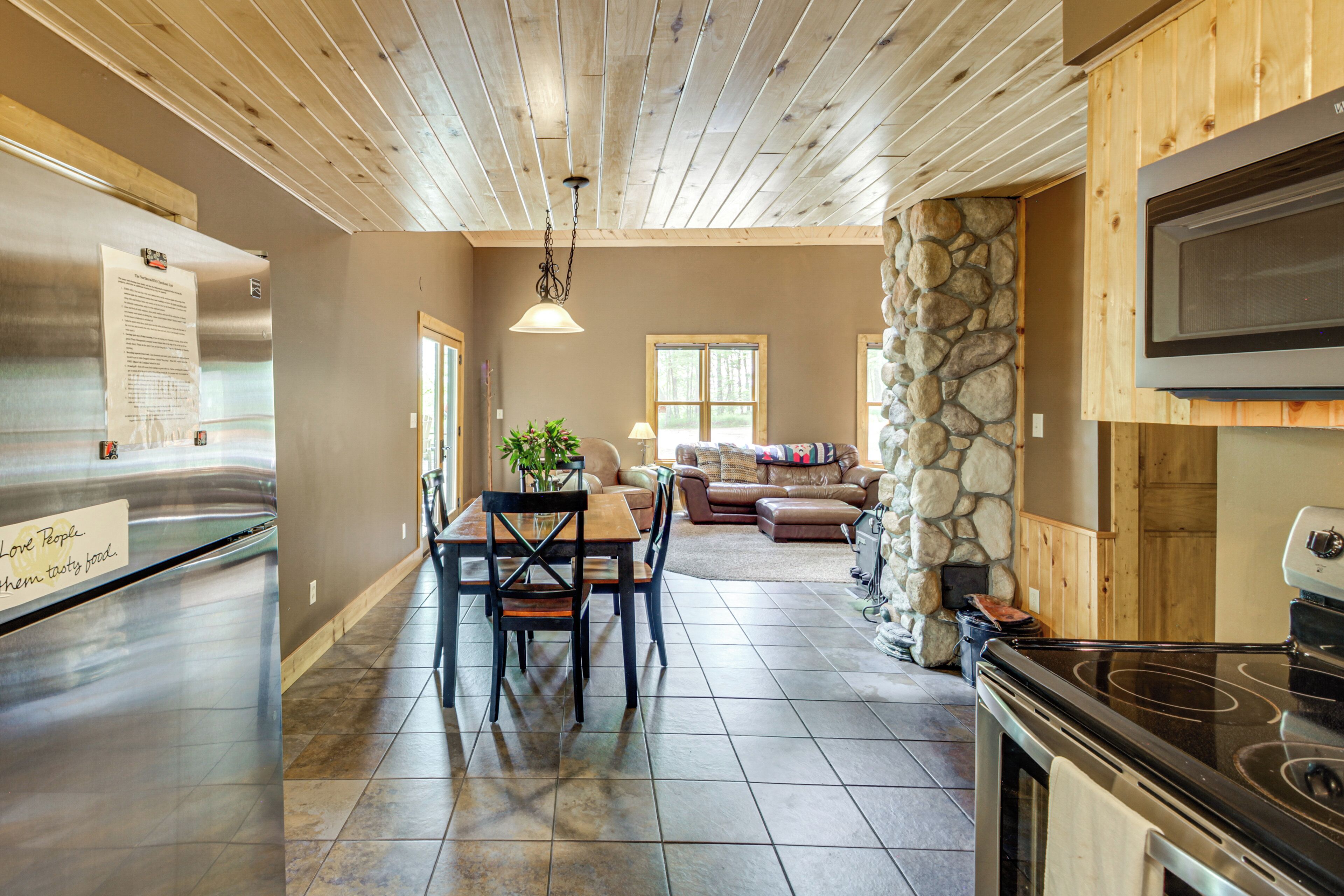 House (1 Bedroom) | Interior