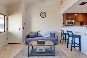 Apartment (1 Bedroom) | Interior