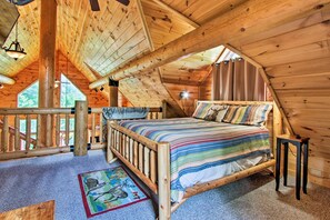 4 bedrooms, iron/ironing board, bed sheets - Family Retreat: Hot Tub, Bbq, Deck, & Game Room! (Sevierville)