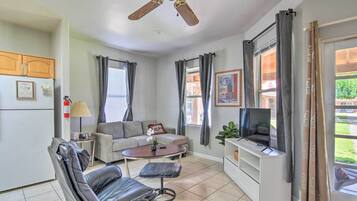 Apartment (1 Bedroom) | Interior