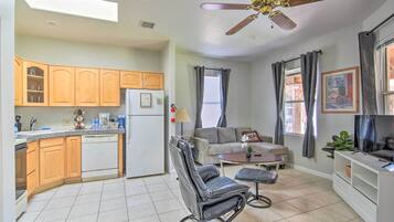 Apartment (1 Bedroom) | Interior