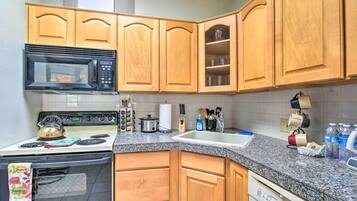 Apartment (1 Bedroom) | Interior