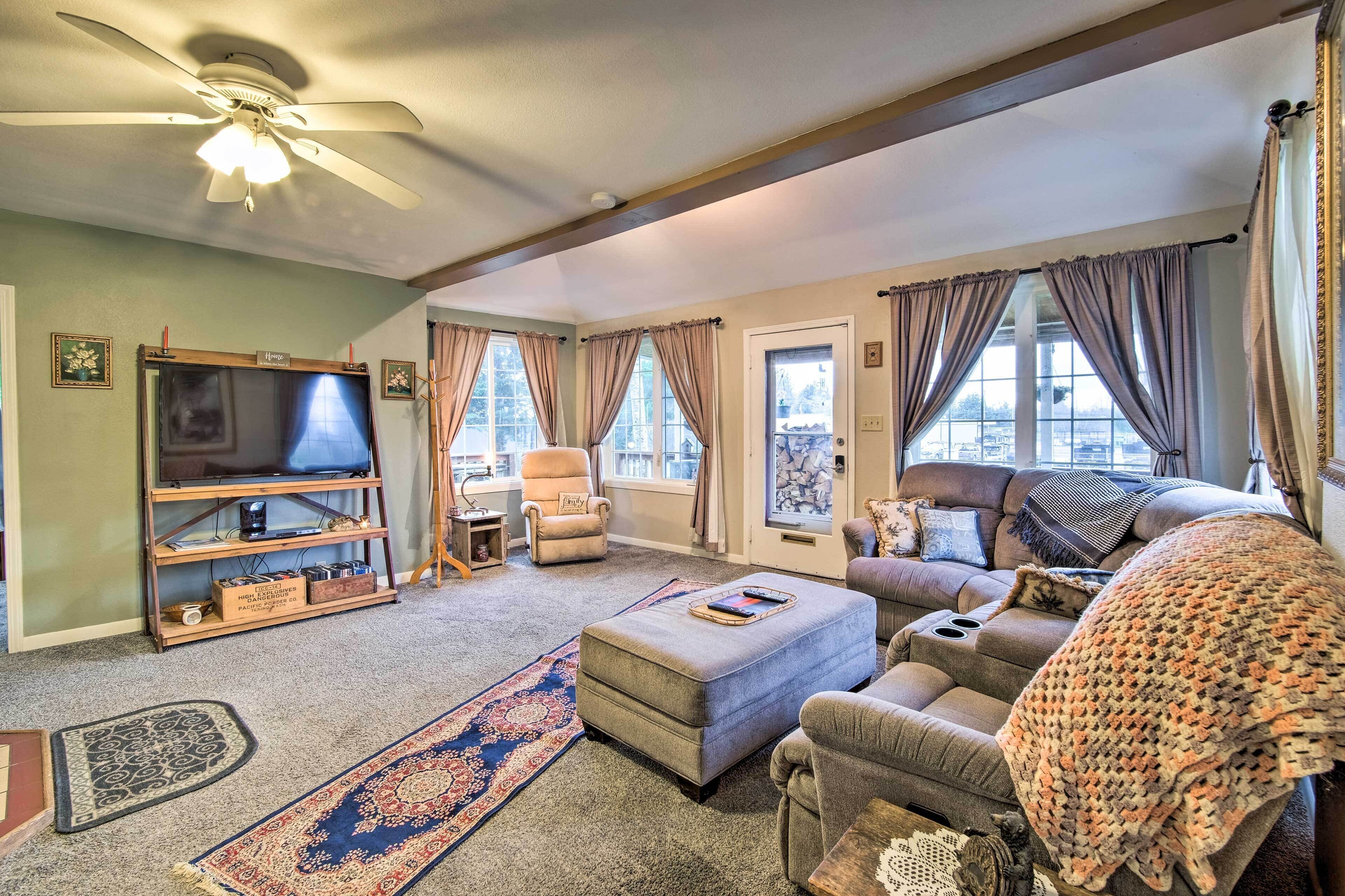 House (3 Bedrooms) | Interior