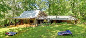 Fire Pit + Yard Games: Cosby Cabin Hideaway!