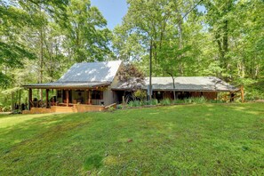 House (2 Bedrooms) | Interior - Relaxing Cosby Cabin w/ Fire Pit & Covered Porch! (Cosby)