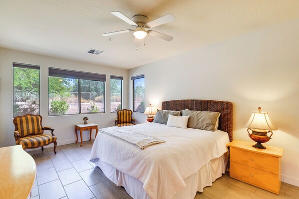 House (3 Bedrooms) | Interior