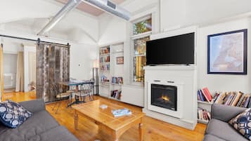 Apartment (1 Bedroom) | Interior