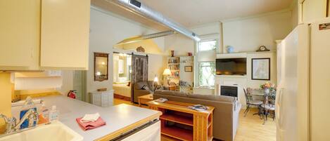 Apartment (1 Bedroom) | Interior