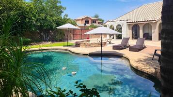 ํ์ฐ์ค (3 Bedrooms) | ์๋ฐ ์์ค ์ ๋ฉด