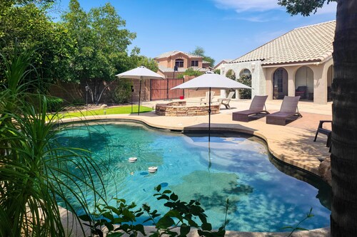 Beautiful Backyard: Comfortable Phoenix Getaway!