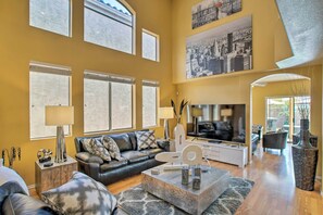 House (2 Bedrooms) | Interior - Luxury Glendale Getaway w/ Private Hot Tub & Patio (Glendale)