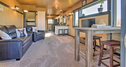 Updated Townhouse w/ Pergola, Walk to Downtown!