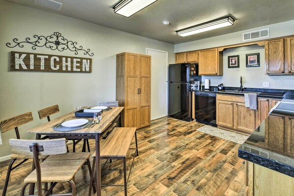 House (3 Bedrooms) | Interior - Family-friendly Chandler Home Near Downtown! (Chandler)