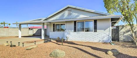 ハウス (3 Bedrooms) | 施設の正面