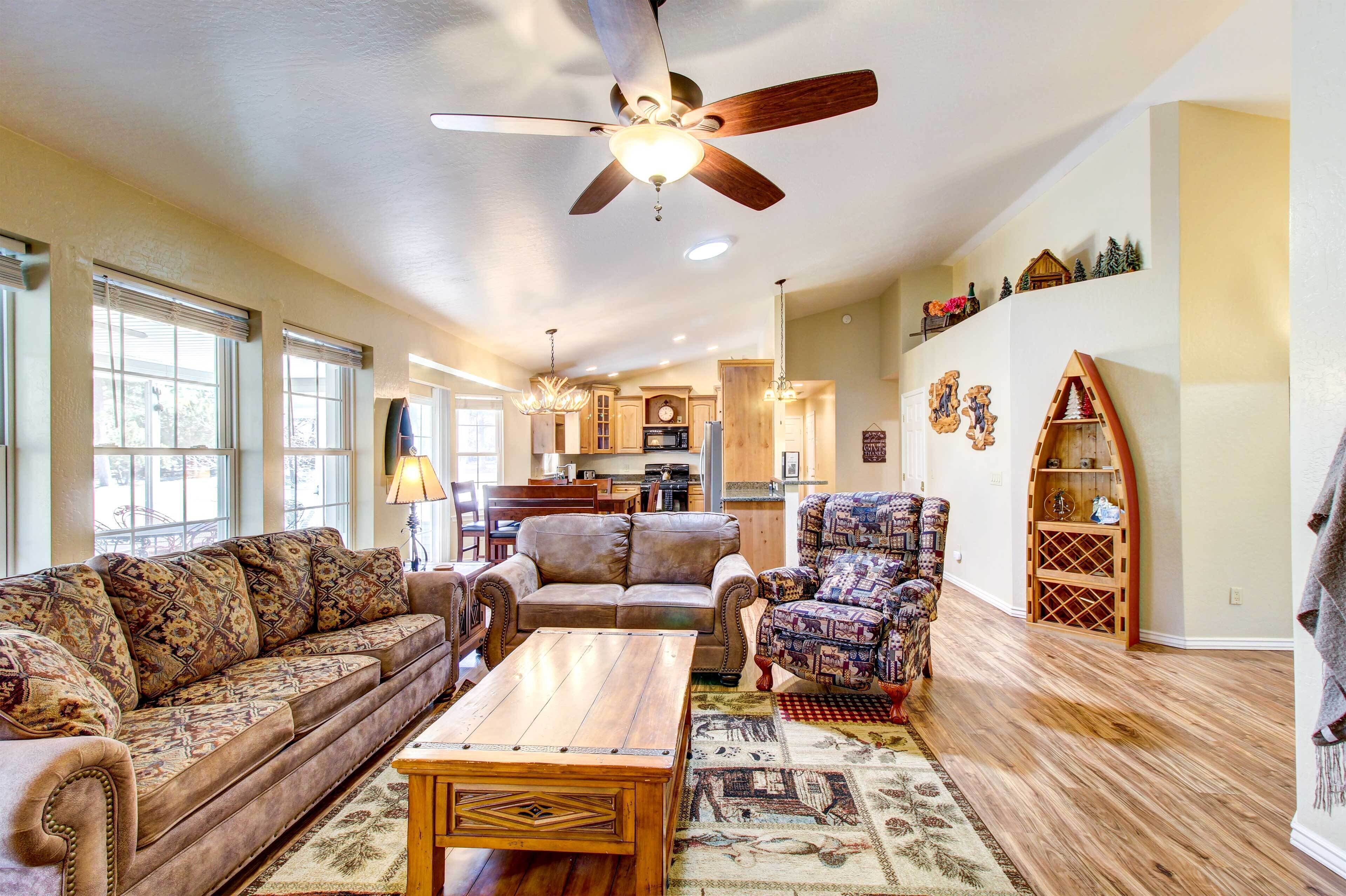 House (3 Bedrooms) | Front of property