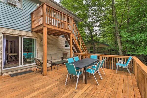 House (6 Bedrooms) | Interior