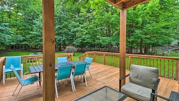 House (6 Bedrooms) | Interior