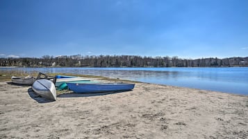 House (6 Bedrooms) | Interior