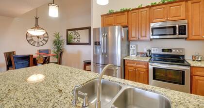 8 Mi to Tonto Nat'l Forest: Modern Condo in Mesa!