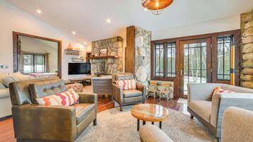 Cottage (2 Bedrooms) | Bahagian dalam