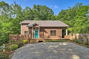 House (3 Bedrooms) | Front of property