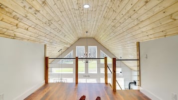 House (1 Bedroom) | Interior