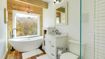 House (1 Bedroom) | Interior