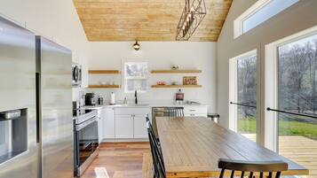 House (1 Bedroom) | Interior