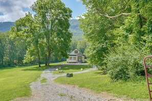 House (1 Bedroom) | Interior - Modern Appalachian Vacation Rental w/ River Access (Pennington Gap)