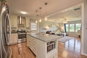 微波爐、烤箱、爐台、洗碗機