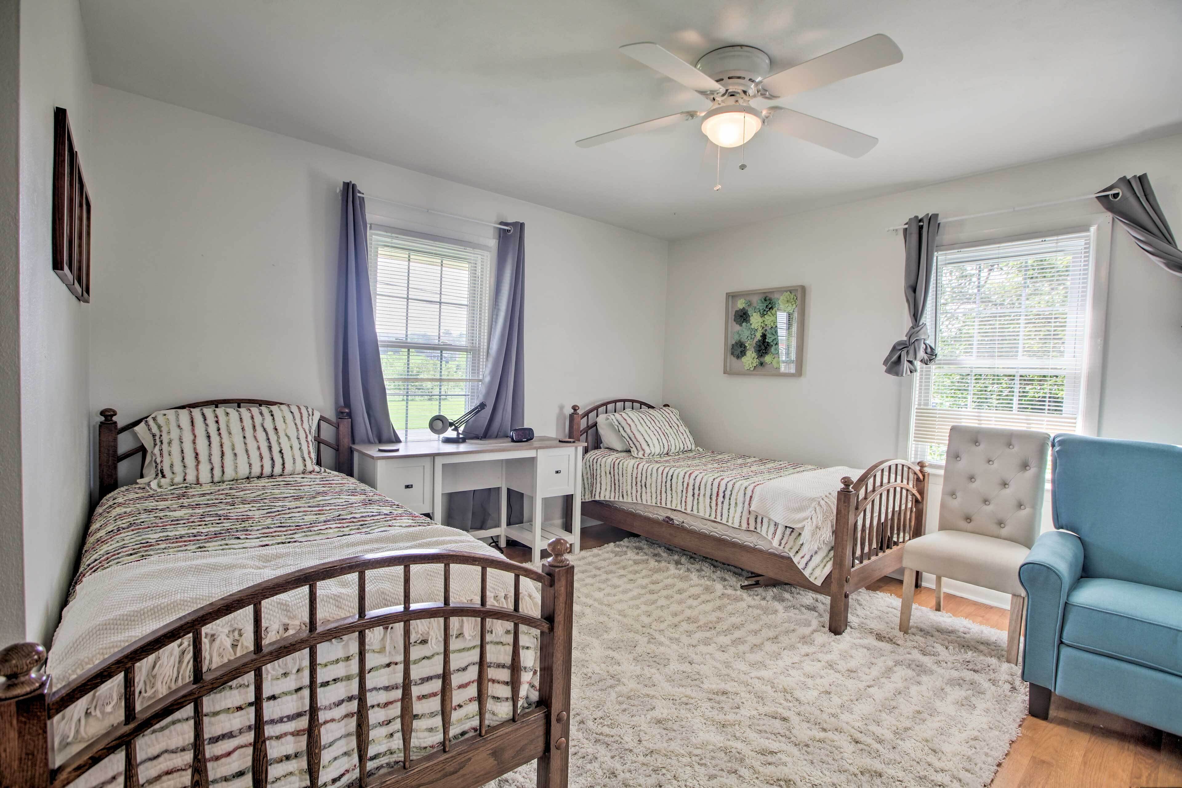 4 間臥室、免費搖籃/嬰兒床、床單