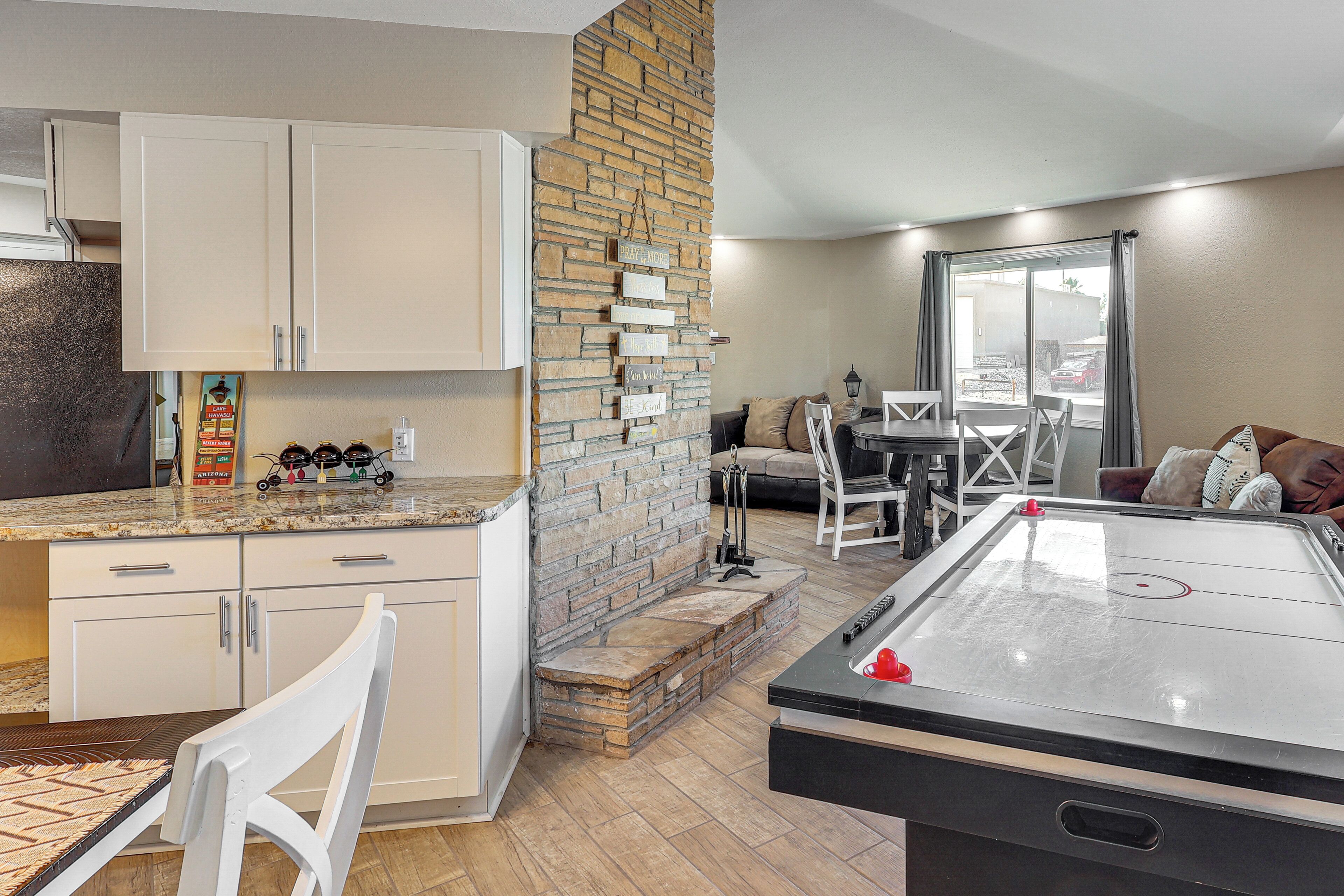 House (2 Bedrooms) | Interior