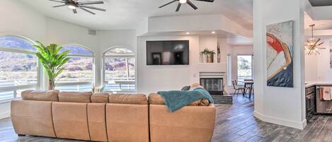 House (3 Bedrooms) | Front of property