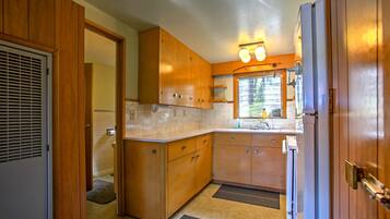 Cottage (3 Bedrooms) | Interior