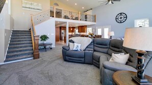 Unclassified image, 5 of 40, button - Stunning Show Low Retreat w/ Beautiful Views! (Show Low)