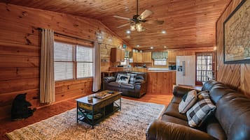 Hus (3 Bedrooms) | Innvendig