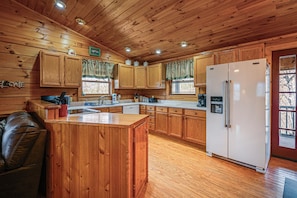 House (3 Bedrooms) | Interior - Bryson City Cabin w/ Hot Tub, Views & Pool Table! (Bryson City)