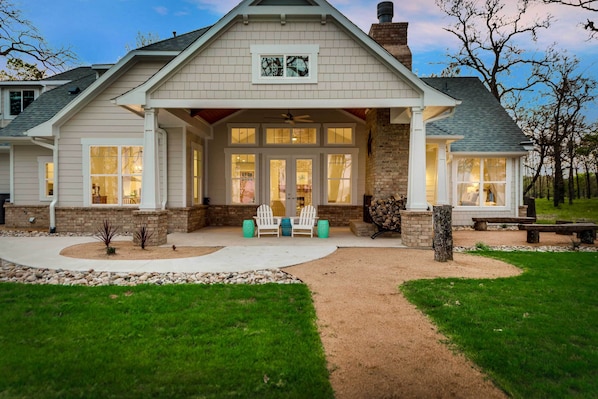 House (4 Bedrooms) | Interior