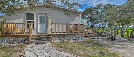 Apartment (0 Bedroom) | Front of property