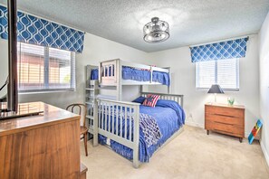 2 bedrooms, iron/ironing board, bed sheets