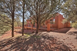 Interior - Luxury Sedona Living: Remodeled w/ Red Rock Views! (Sedona)