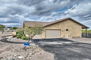 House (4 Bedrooms) | Interior - Cozy Mtn-view Vail Home w/ Heated Pool! (Vail)