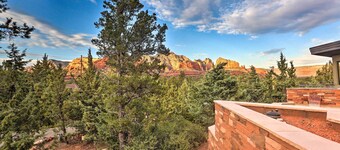Mountain-view Patio: Sedona Suite Near Trails
