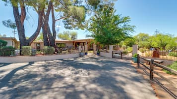 House (1 Bedroom) | Interior