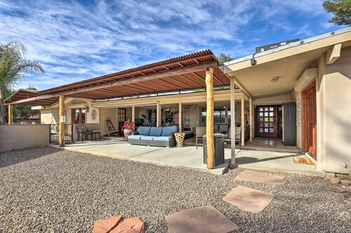 Pet-friendly Tucson Casita: Shared Hot Tub & Patio