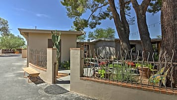 House (1 Bedroom) | Interior