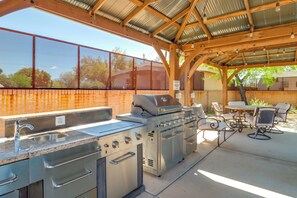 Interior - Pet-friendly Tucson Casita: Shared Hot Tub & Patio (Tucson)