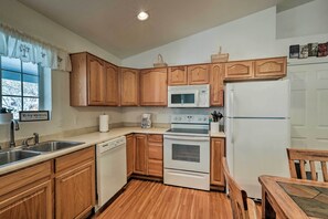 บ้านพัก (2 Bedrooms) | ภายใน