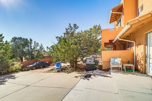 Apartment (2 Bedrooms) | Interior - 10 Mi to Dtwn: Pet-friendly Sedona Getaway! (Sedona)
